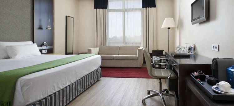 NH阿维尼达赫雷斯酒店(NH Avenida Jerez)图片