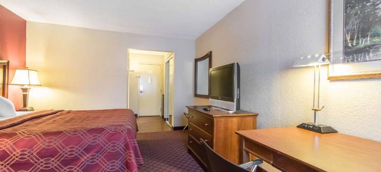 密苏里州乔普林格林斯泰酒店(Greenstay Hotel Joplin Missouri)图片