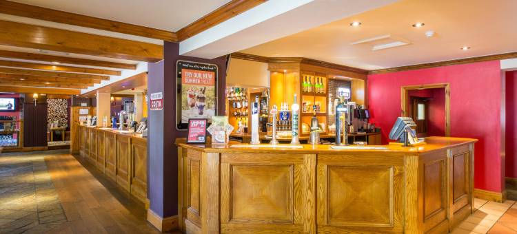 伯恩茅斯东普莱米尔酒店(Premier Inn Bournemouth East (Boscombe))图片