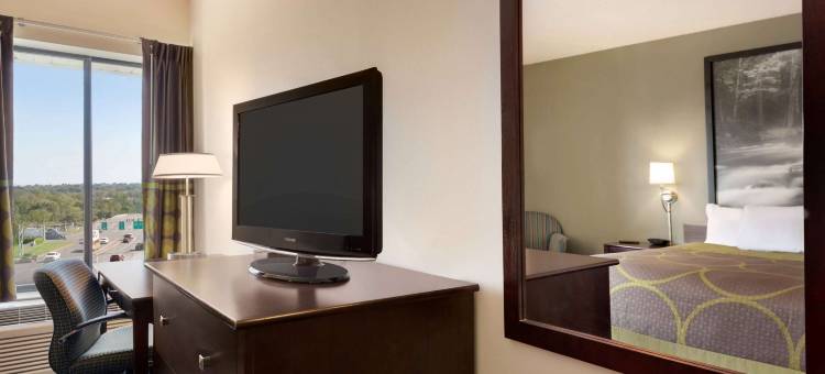 利物浦-锡拉丘兹北机场速8酒店(Super 8 by Wyndham Liverpool/Syracuse North Airport)图片