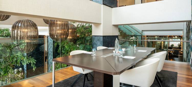 瓦伦西亚4号伊鲁宁酒店(Ilunion Valencia 4)图片