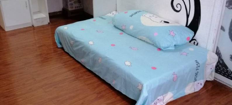 张小鸡和王小Y公寓(翰飞路分店)图片