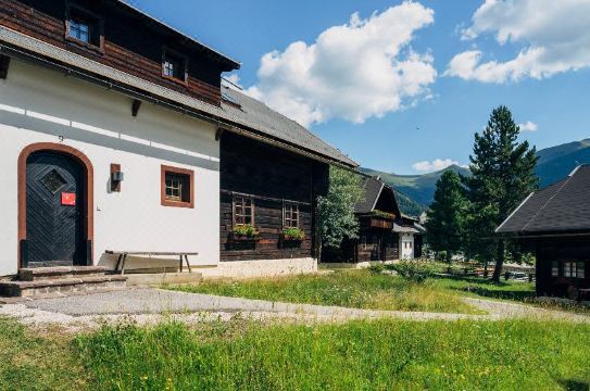 Beim Oswald Hotel Overview