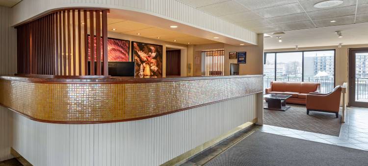 奥斯威戈船长贝斯特韦斯特优质酒店(Best Western Plus Oswego Hotel and Conference Center)图片