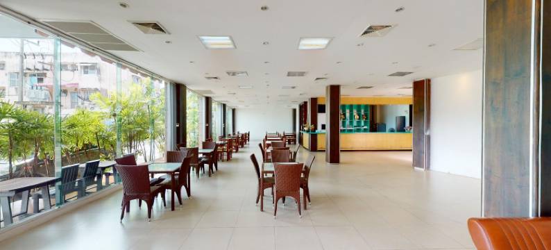 查拉达酒店(Chawlada Hotel)图片