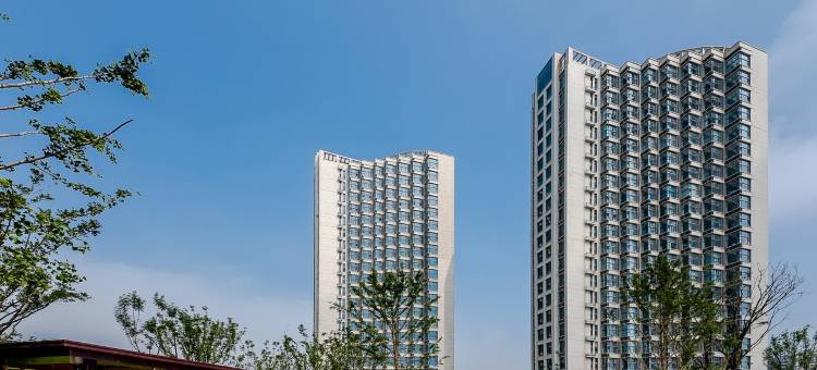 遇见云岳海景艺术LOFT度假公寓(青岛恒大金沙滩店)图片