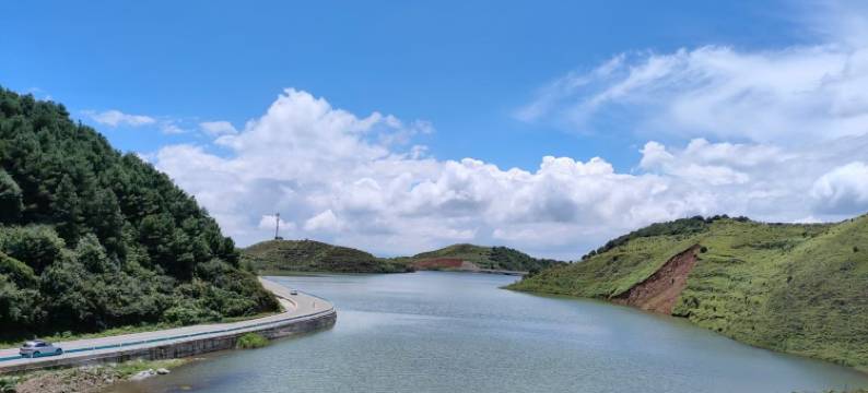 周春梅公寓(明湖路1号分店)图片