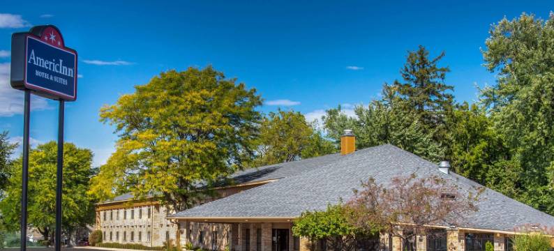 德拉菲尔德美吟温德姆酒店(AmericInn by Wyndham Delafield)图片