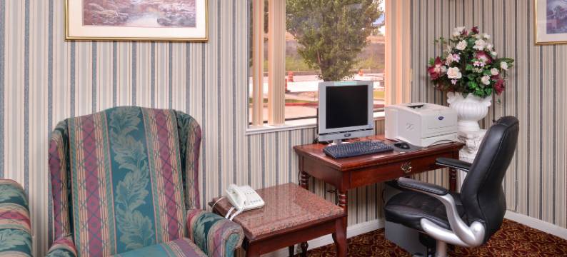 休斯顿布鲁克NW美洲最佳价值套房酒店(Americas Best Value Inn & Suites Houston/Brookhollow Northwest)图片