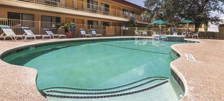 圣马科斯拉昆塔温德姆酒店(La Quinta Inn by Wyndham San Marcos)图片