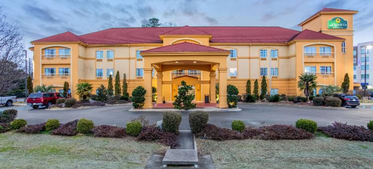 伯明翰北富尔顿戴尔拉昆塔温德姆酒店(La Quinta by Wyndham Fultondale Birmingham North)图片