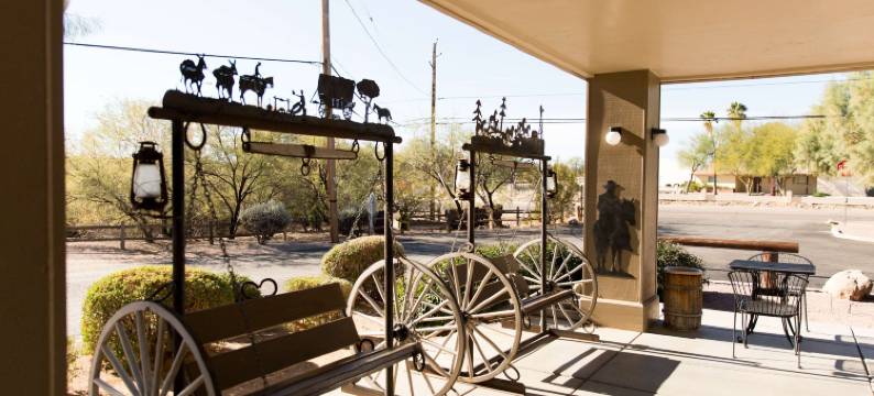 威肯伯格速8酒店(Super 8 by Wyndham Wickenburg AZ)图片