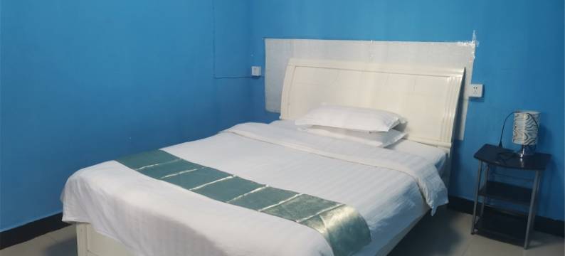 长沙青年社旅馆(灵官渡地铁站店)图片