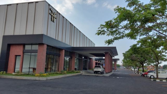 Fieris Hotel & Convention Kertajati Hotel Overview