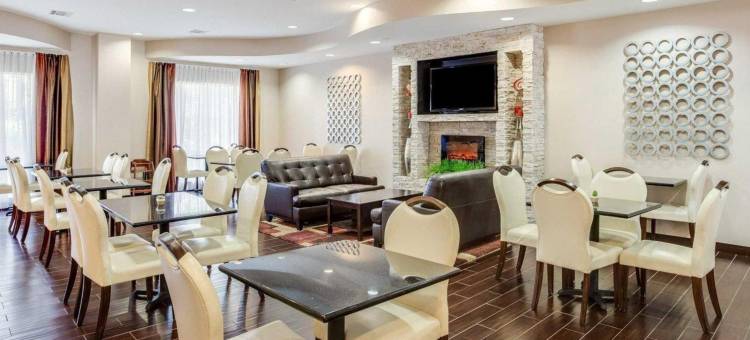 曼德维尔卡温顿舒适套房酒店(Comfort Suites Mandeville - Covington)图片