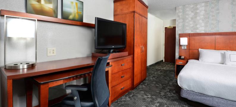 丹维尔万怡酒店(Courtyard by Marriott Danville)图片