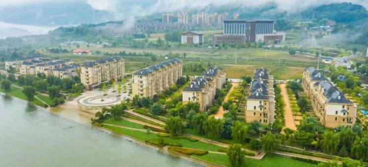 天著晨曦温泉民宿(小小线分店)图片