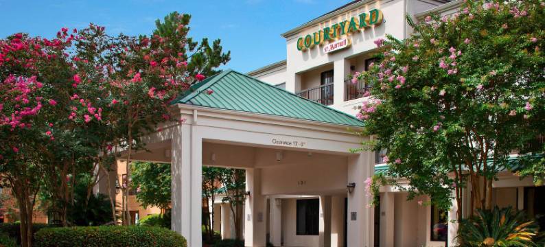 新奥尔良科文顿/曼德维尔万怡酒店(Courtyard New Orleans Covington/Mandeville)图片