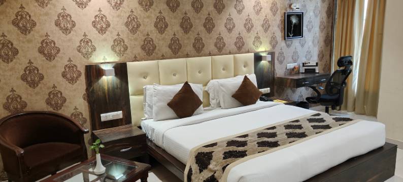 勒克瑙山峰克里克精选酒店(Pinnacle by Click Hotels, Lucknow)图片