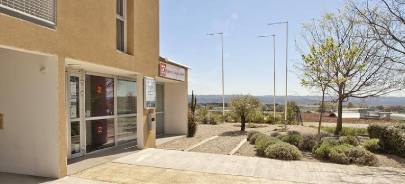 塞祖尔阿菲尔马诺斯克穆林内弗酒店(Apparthotel Séjours & Affaires Manosque)图片