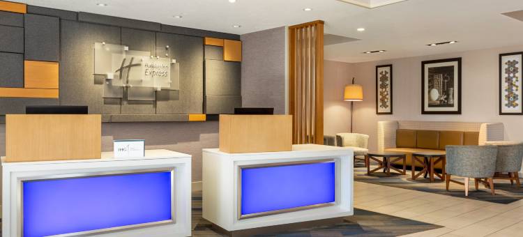 雷丁智选假日套房酒店(Holiday Inn Express & Suites Redding)图片