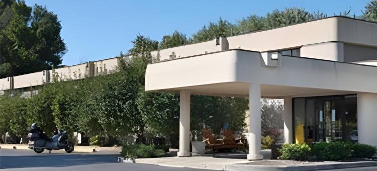 洛根斯波特速8酒店(Super 8 by Wyndham Logansport)图片