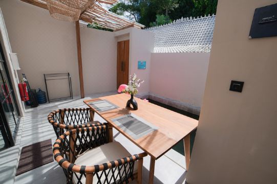 Ubu Villa Nara - Honeymoon Villa in Yogyakarta Hotel Overview