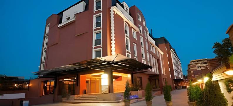 布加勒斯特北温德姆华美达套房酒店(Ramada Hotel & Suites by Wyndham Bucharest North)图片