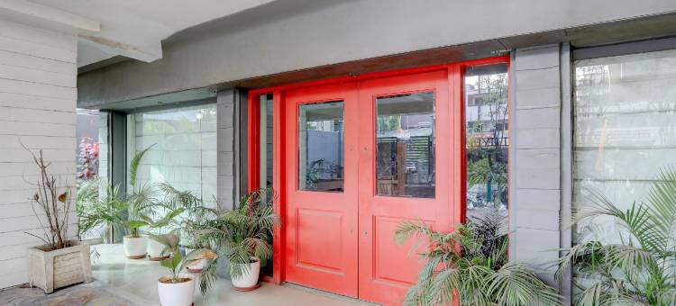 Super Townhouse Kalmana图片