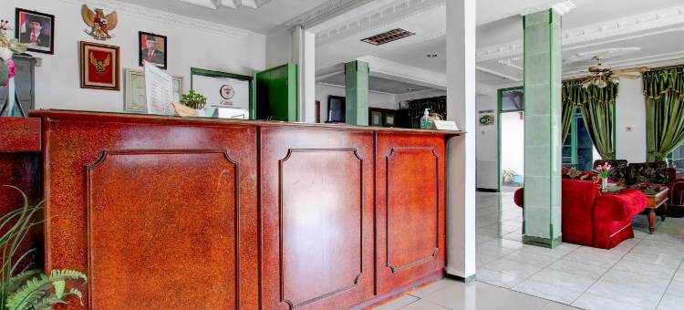 OYO 94082 Gurita酒店(OYO 94082 Hotel Gurita)图片