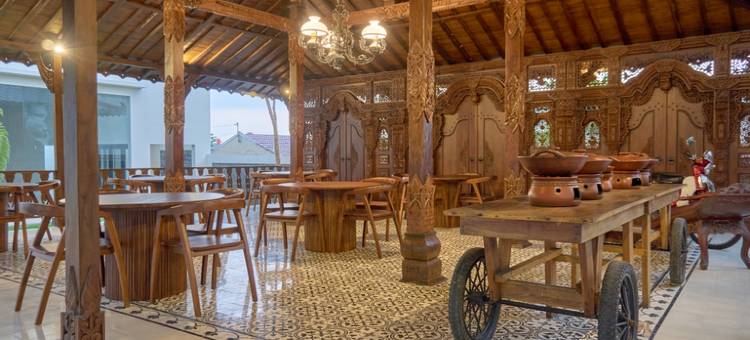 萨坎提旅馆沃诺索博(Sakanti Inn Wonosobo)图片