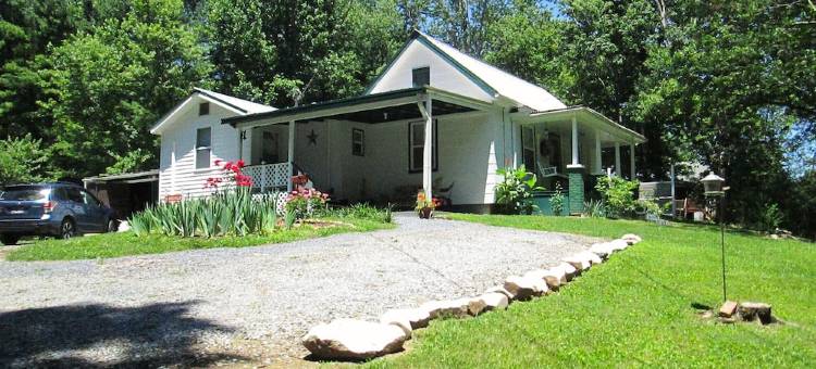 Country Farmhouse, Visit Family, Bristol Casino, Hiking/Biking, Relocating Here图片
