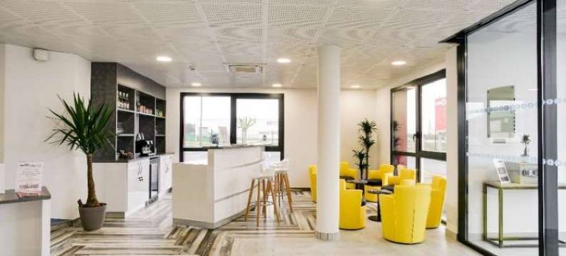 康福洛什英式酒店(Brit Hotel Confort Loches)图片