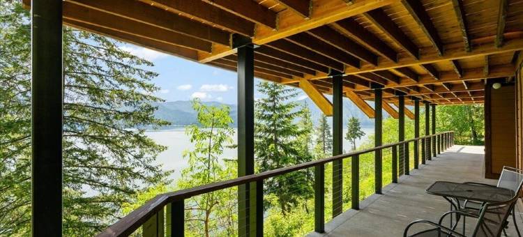 潘德奥雷湖畔设有游戏室的豪华木屋-全新翻修！(Luxury Waterfront Cabin on Lake Pend Oreille with Game Room - Fully Remodeled!)图片