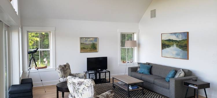 Meadow House at Powder Mill Pond - a nature lover's paradise图片