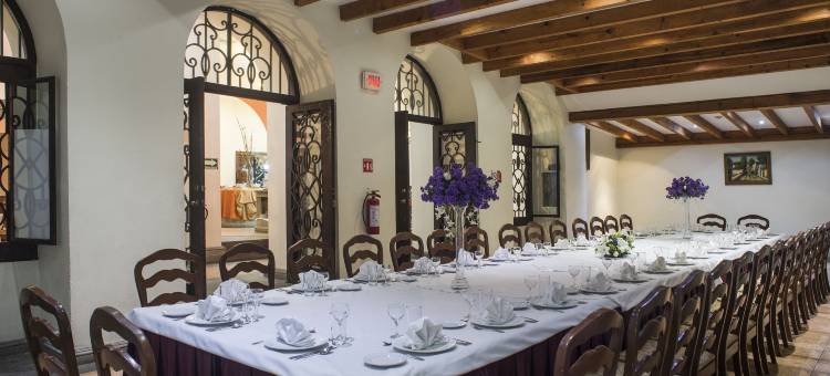 墨西哥城佩里诺特温德姆华美达酒店(Ramada by Wyndham Ciudad de Mexico Perinorte)图片