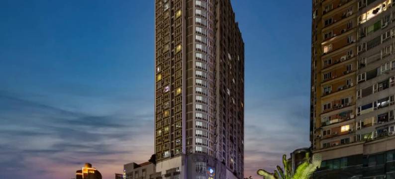 橡树林酒店(龙湖时代天街大坪地铁站店)图片