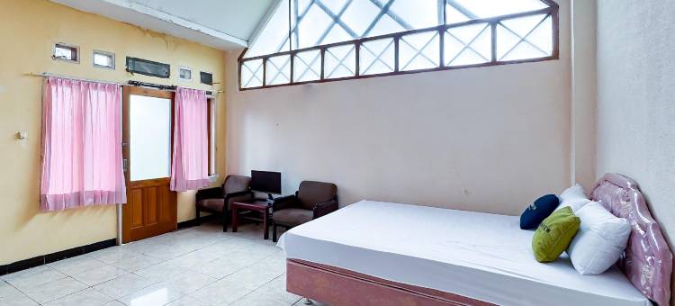 城市景观酒店AR小屋甘榜(Urbanview Hotel AR Cottage Gambung)图片