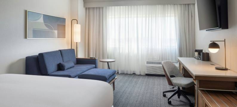 小石城市中心万怡酒店(Courtyard Little Rock Downtown)图片