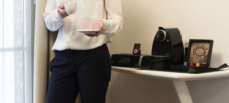 美居巴黎勒瓦卢瓦佩雷酒店(Hôtel Mercure Paris Levallois-Perret)图片