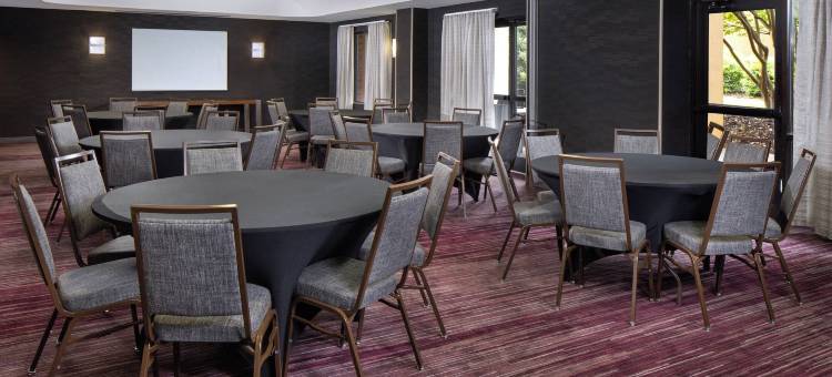 安尼斯顿牛津万怡酒店(Courtyard Anniston Oxford)图片