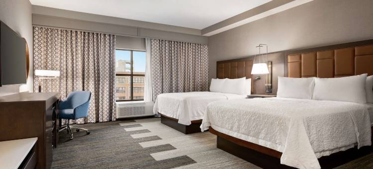 堪萨斯城市中心十字路口欢朋套房酒店(Hampton Inn & Suites Kansas City Downtown Crossroads)图片