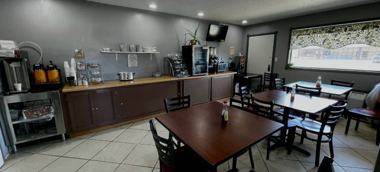 皇家套房汽车旅馆(Royal Inn & Suites)图片