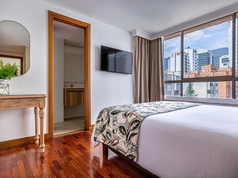 奥维耶多城堡 EE 酒店