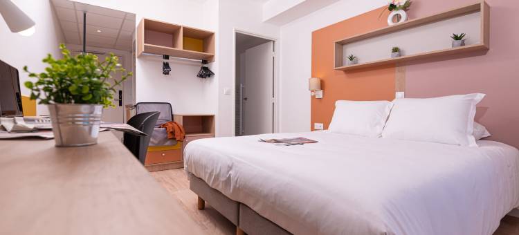 普里维洛奇斯图伦中心火车站公寓酒店(Apparthotel Privilodges Toulon)图片