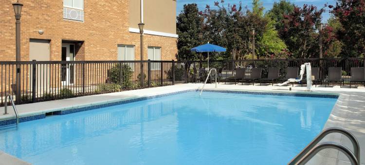 智选假日套房酒店格林斯伯勒 - 机场地区(Holiday Inn Express & Suites Greensboro - Airport Area)图片