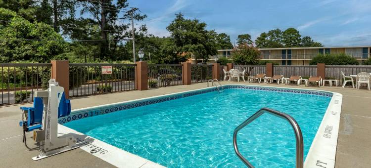 舒适酒店(Comfort Inn Laurinburg)图片