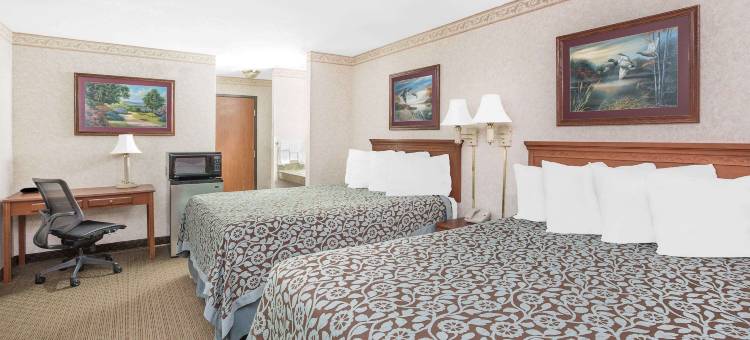 布琳克利戴斯套房酒店(Days Inn & Suites by Wyndham Brinkley)图片