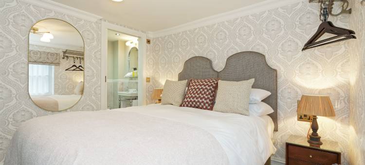 Ezestays的老城区房子(Old Town House Hotel)图片