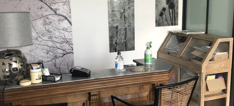 奥赫布斯奥特斯(Aux Herbes Hautes)图片